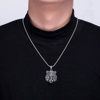 Pendant + Chain