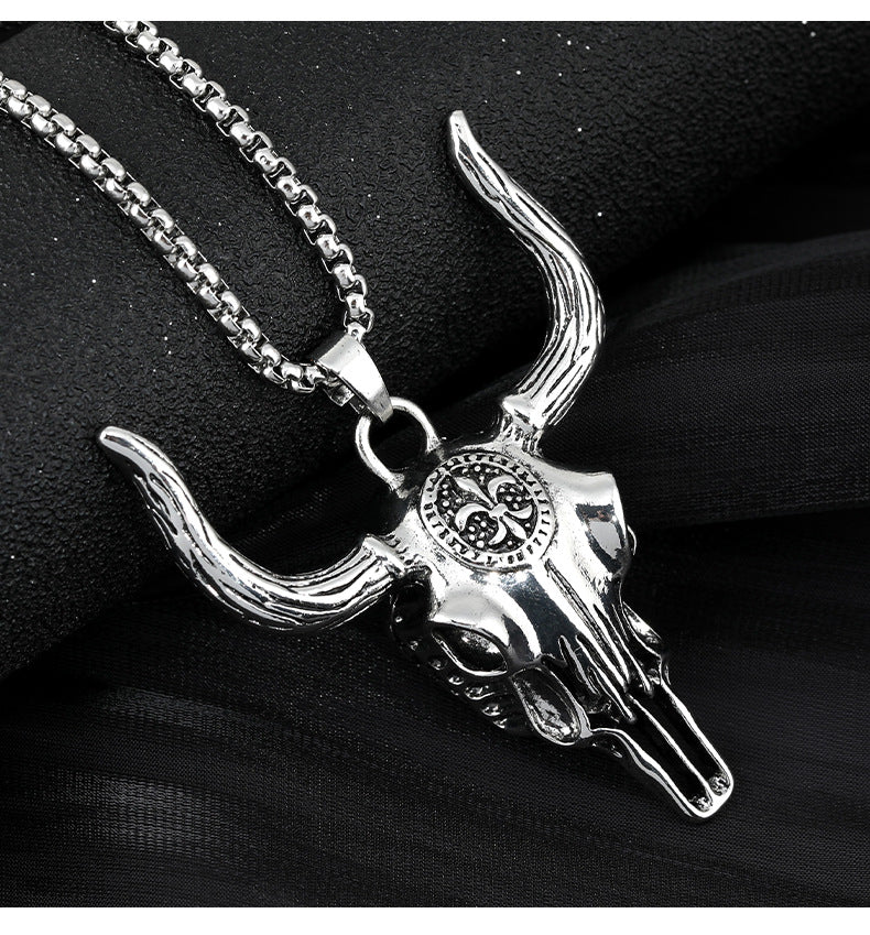 Fashion Punk Cow Head Pendant Personalized Necklace