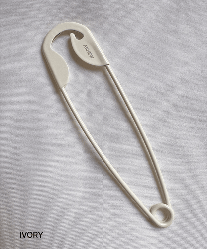 Mega Hold Safety Pin